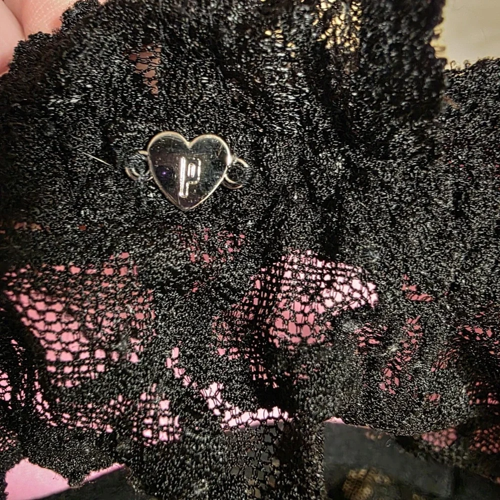 Victoria's Secret PINK Push-up Pigeonnant Lace Underwire Bra Sz‎ S (D-DD) BLACK